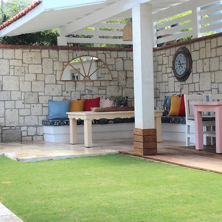 Villamer Bed & Breakfast Alaçatı