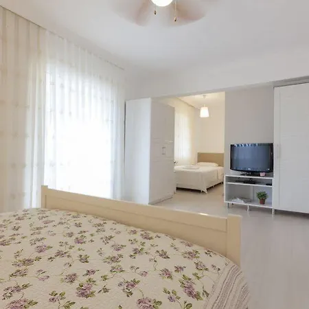 Villamer Bed & Breakfast
