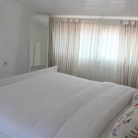 Villamer B&B 알라카티